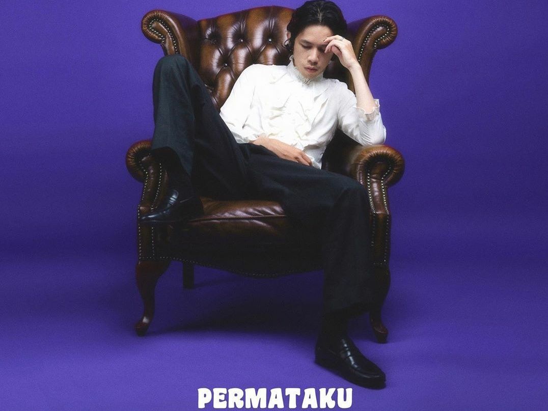 Single Permataku diterbitkan pada bulan Februari